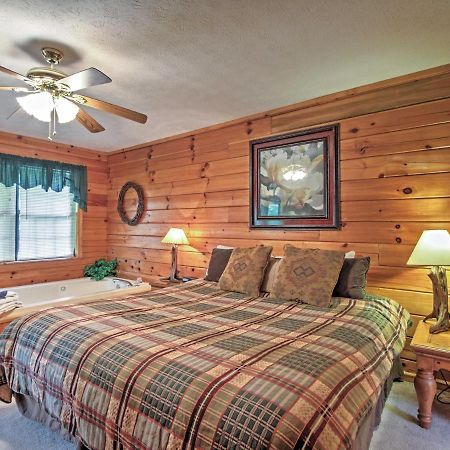 Idyllic Cabin With Hot Tub Less Than 2 Mi To Dollywood! Sevierville Zewnętrze zdjęcie