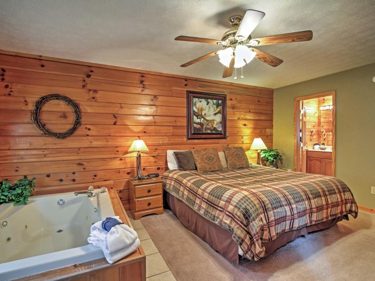 Idyllic Cabin With Hot Tub Less Than 2 Mi To Dollywood! Sevierville Zewnętrze zdjęcie
