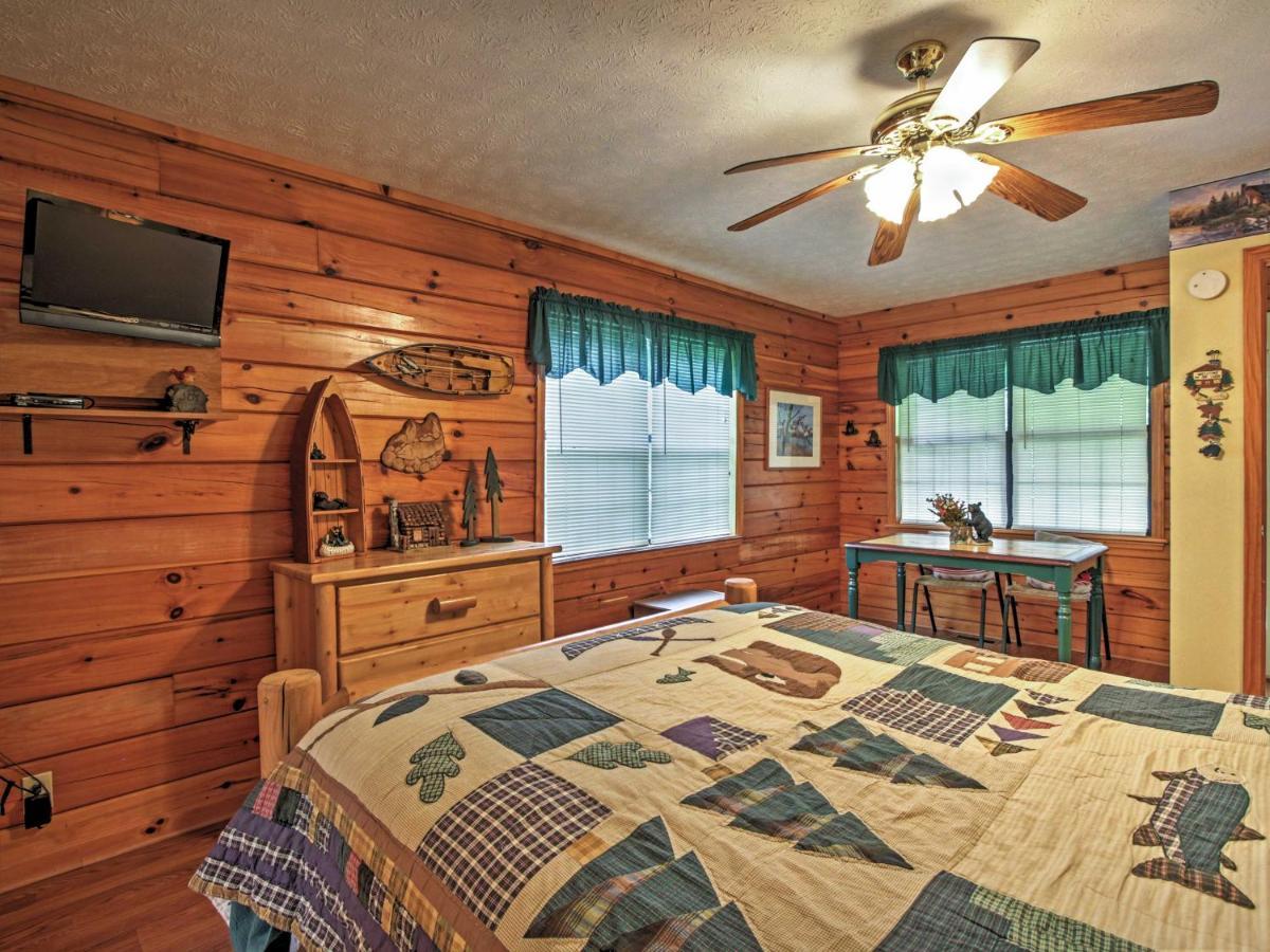 Idyllic Cabin With Hot Tub Less Than 2 Mi To Dollywood! Sevierville Zewnętrze zdjęcie